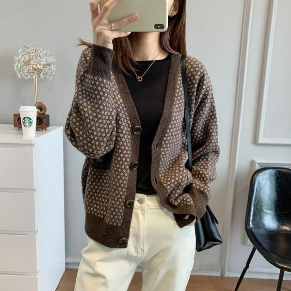 women's knits & tees 2021 retro jacquard cardigan wool and cashmere warm comfortable v-neck jacket women, White
women's knits & tees 2021 retro jacquard cardigan wool and cashmere warm comfortable v-neck jacket women, White