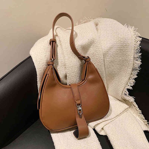 2022 latest handbag factory store on korean women's chain small one shoulder armpit with atmospheric texture simple style
2022 latest handbag factory store on korean women's chain small one shoulder armpit with atmospheric texture simple style
