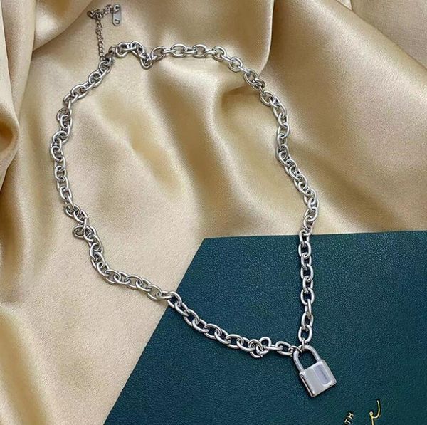 2021 new small lock necklace cold wind clavicle chain hip hop design sweater chain female pendant accessories fast delivery, Silver
2021 new small lock necklace cold wind clavicle chain hip hop design sweater chain female pendant accessories fast delivery, Silver