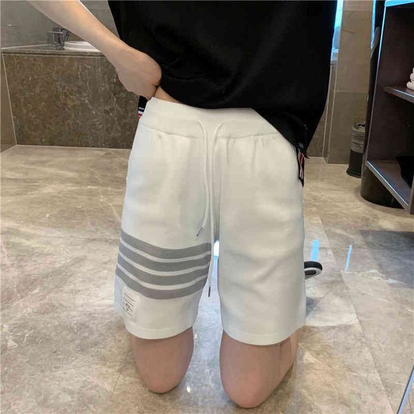 2022 factory wholesale new 8726tb tb shorts men's and women's trend four bar casual sports pants, White;black
2022 factory wholesale new 8726tb tb shorts men's and women's trend four bar casual sports pants, White;black