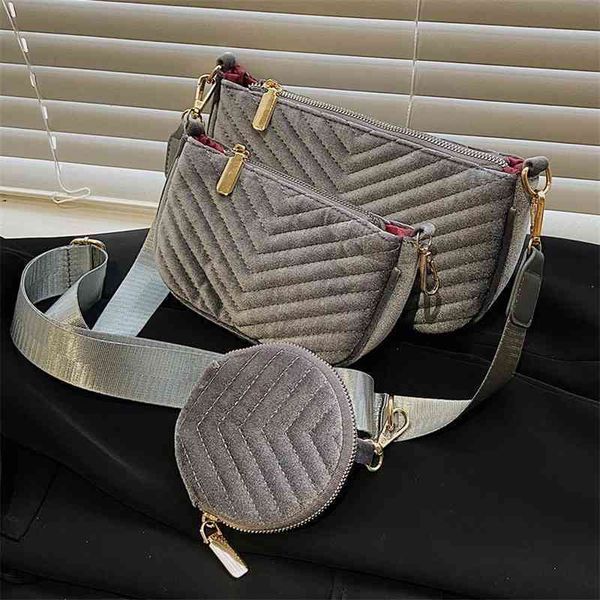 75% off handbag factory store ins super fire three in one popular armpit versatile women's broadband single shoulder
75% off handbag factory store ins super fire three in one popular armpit versatile women's broadband single shoulder