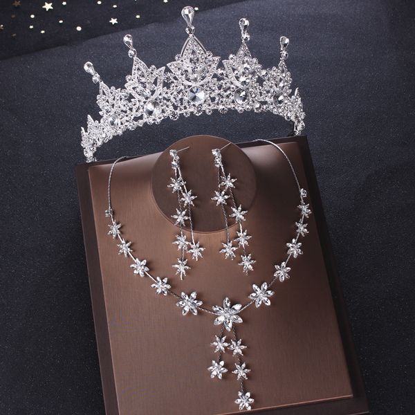 bridal dress headdress 2020 new necklace three piece set wedding accessories atmosphere super fairy crown girl, Silver
bridal dress headdress 2020 new necklace three piece set wedding accessories atmosphere super fairy crown girl, Silver