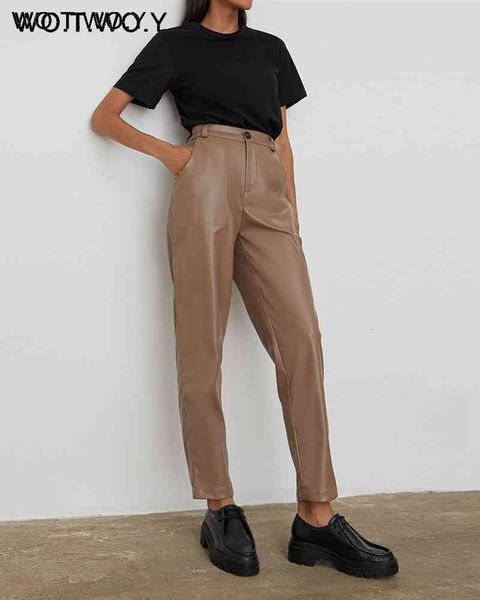 wotwoy high waisted straight leather trousers women zipper-up casual fleece pu leather pants female black white autumn pants
wotwoy high waisted straight leather trousers women zipper-up casual fleece pu leather pants female black white autumn pants