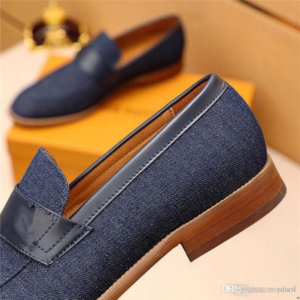 men's dress shoes fashion leather luxury men business flat shoes black brown breathable men formal office working shoes big size 38-45
men's dress shoes fashion leather luxury men business flat shoes black brown breathable men formal office working shoes big size 38-45