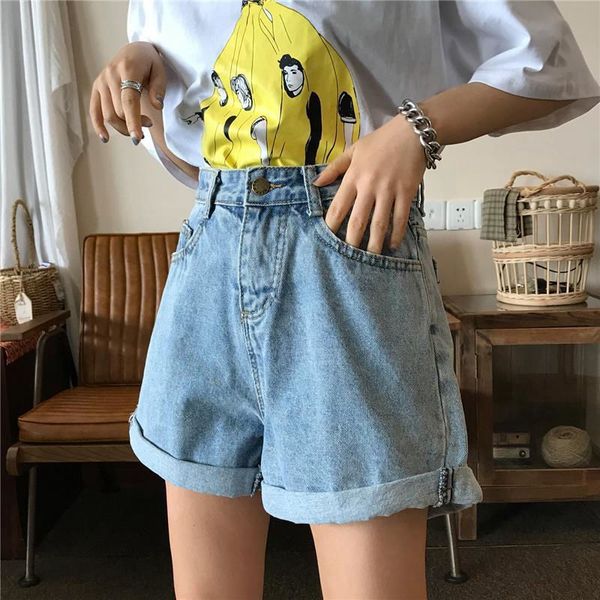 2021 new summer the women of vintage blue broad leg denim female streetwear solod color jeans shorts uudd, White;black
2021 new summer the women of vintage blue broad leg denim female streetwear solod color jeans shorts uudd, White;black