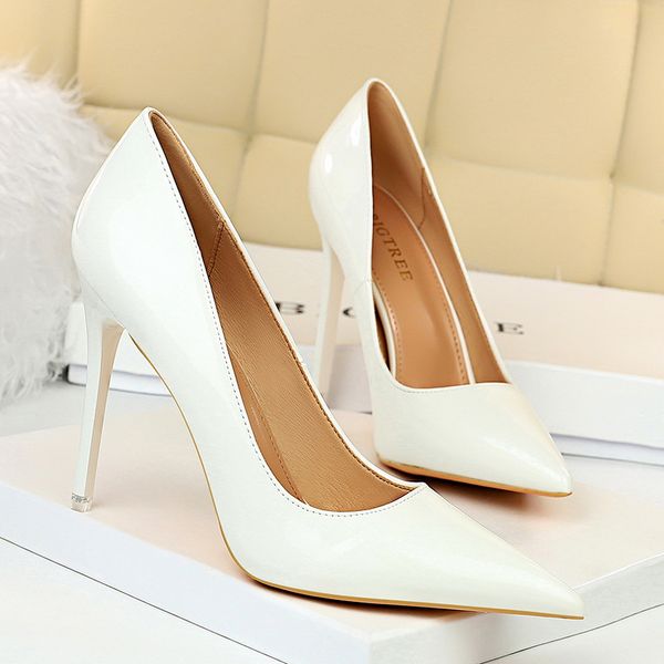 platform high heel shoes for ladies summer style black stiletto heel shoes round toes designer dress shoes
platform high heel shoes for ladies summer style black stiletto heel shoes round toes designer dress shoes