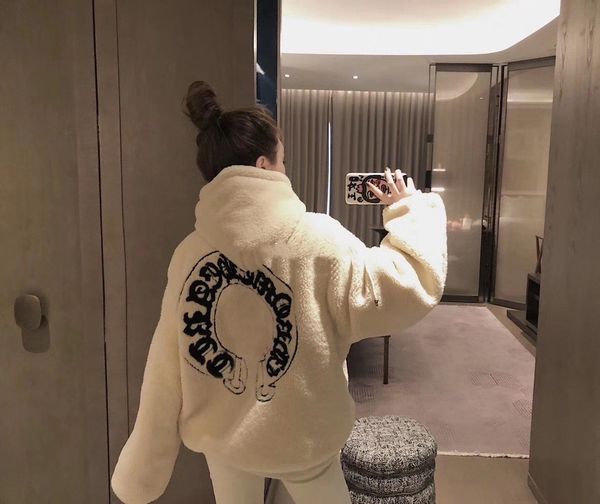 outlet high end 928# back terry embroidery sanskrit alphabet lamb wool with thick hooded coat ins fashion, Black
outlet high end 928# back terry embroidery sanskrit alphabet lamb wool with thick hooded coat ins fashion, Black