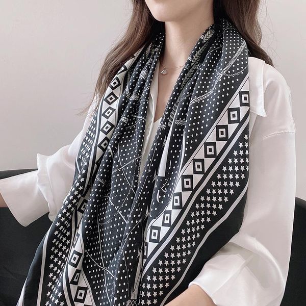 vintage black scepter pattern scarf hair scarves for women small shawls 100% silk satin bag scarfs female 110*110cm square, Blue;gray
vintage black scepter pattern scarf hair scarves for women small shawls 100% silk satin bag scarfs female 110*110cm square, Blue;gray