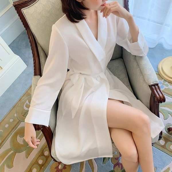 women's sleepwear ins nightgown ladies bathrobe high-end lapel long-sleeve silky home wear white seductive night gown satin pijamas wom, Black;red
women's sleepwear ins nightgown ladies bathrobe high-end lapel long-sleeve silky home wear white seductive night gown satin pijamas wom, Black;red
