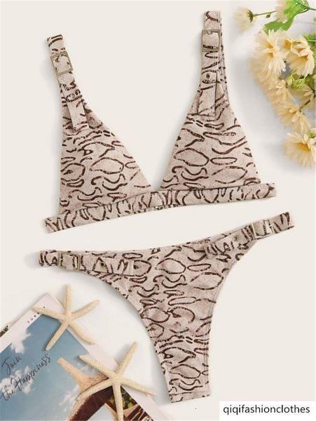 2020 stripe adjustable shoulder strap triangle bikini swimsuit for women, White;black
2020 stripe adjustable shoulder strap triangle bikini swimsuit for women, White;black