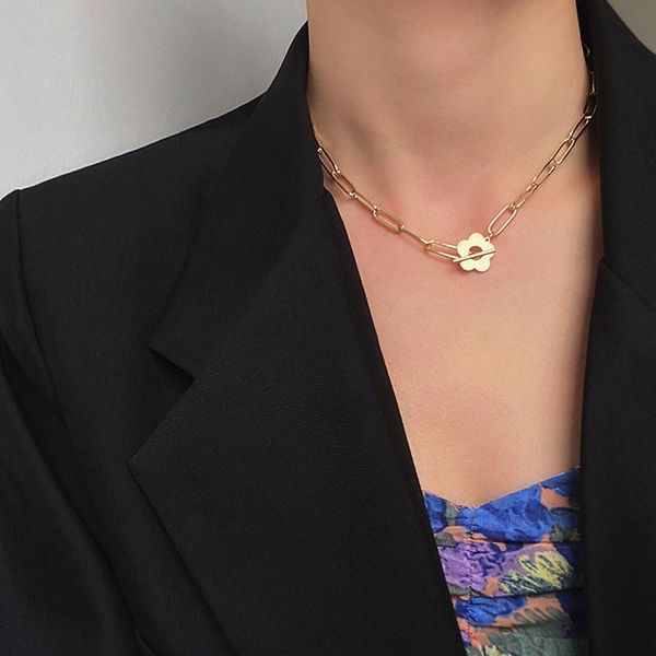 позолоченное simple choker ожерелье для женщин девушки мода темперамент двойной круг подвески холезские подарки, Golden;silver
позолоченное simple choker ожерелье для женщин девушки мода темперамент двойной круг подвески холезские подарки, Golden;silver