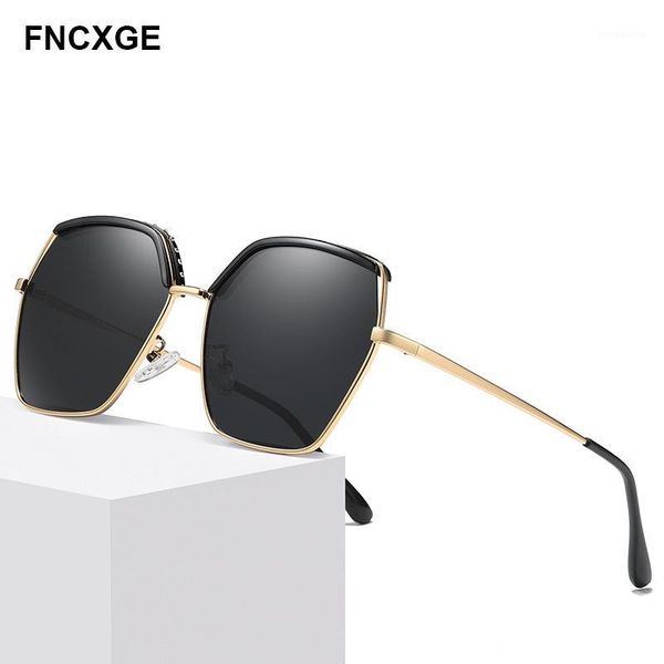 2020 women polarized sunglasses vintage retro men's sun glasses feminine oversized driving uv400 goggle for ladies travel1, White;black
2020 women polarized sunglasses vintage retro men's sun glasses feminine oversized driving uv400 goggle for ladies travel1, White;black
