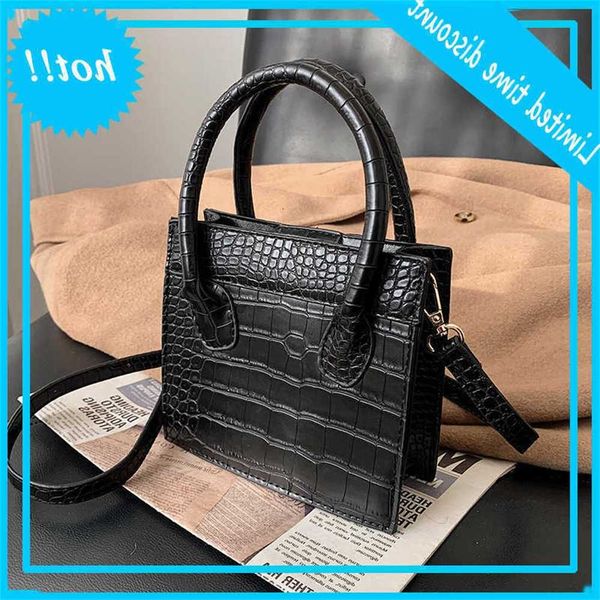 crocodile pattern small square dead 2021 new quality pu learn women designer handbag portable shoulder messenger bag
crocodile pattern small square dead 2021 new quality pu learn women designer handbag portable shoulder messenger bag