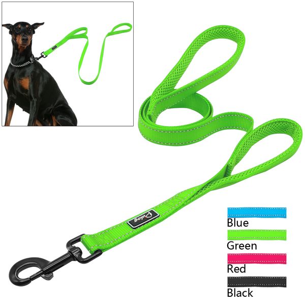 two nylon cushioned belts strengthen dog's control and double handle cushions protect the dog in traffic
two nylon cushioned belts strengthen dog's control and double handle cushions protect the dog in traffic