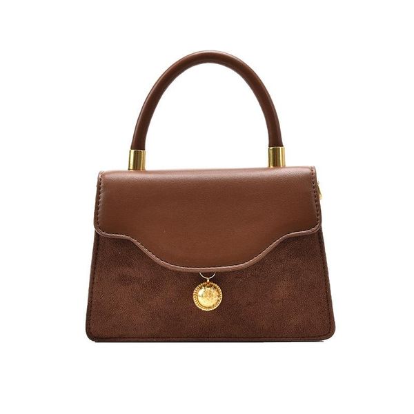 shoulder bags 2021 fashion women bag pu matte luxury design crossbody messenger for woman small flap female handbag
shoulder bags 2021 fashion women bag pu matte luxury design crossbody messenger for woman small flap female handbag