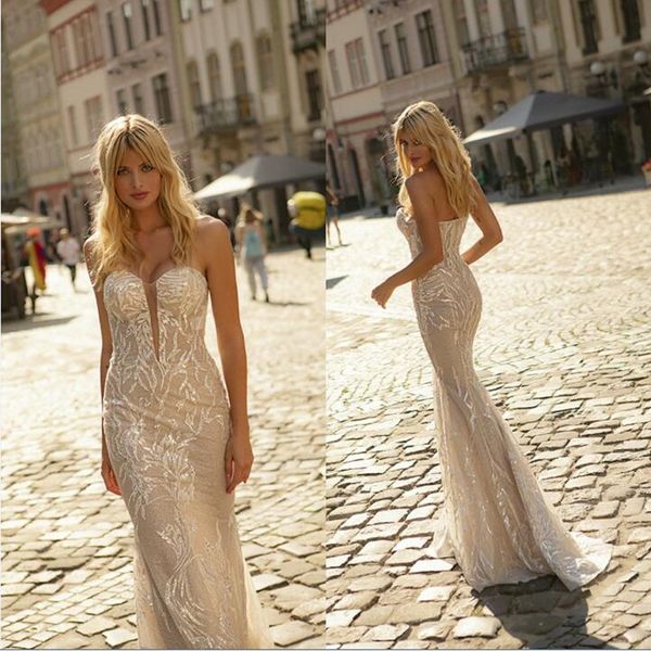 2021 new wedding dresses sweetheart lace sequins appliques mermaid bridal gowns custom made open back sweep train wedding dress, White
2021 new wedding dresses sweetheart lace sequins appliques mermaid bridal gowns custom made open back sweep train wedding dress, White