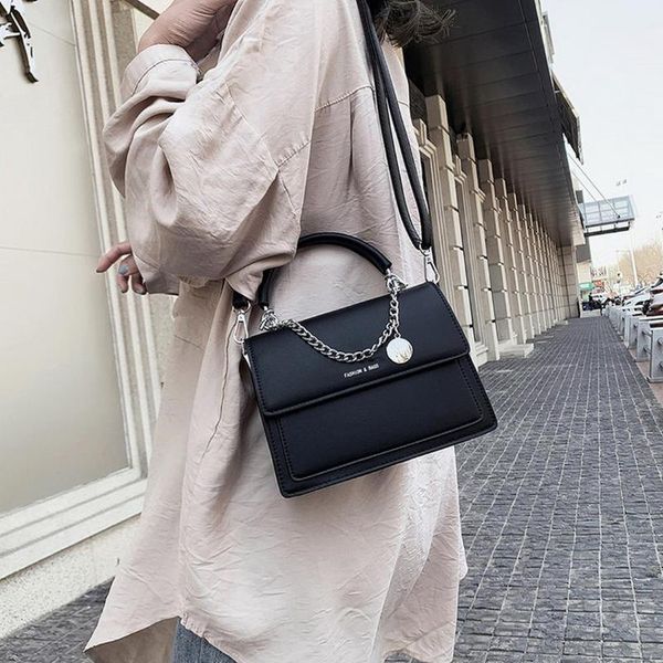 totes bags women large capacity handbags women pu shoulder messenger bag female 2021 fashion daily totes lady elegant handbag
totes bags women large capacity handbags women pu shoulder messenger bag female 2021 fashion daily totes lady elegant handbag