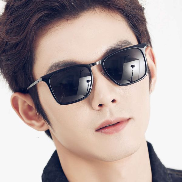 type sunglasses ultra light polarizer new for men can be equipped with myopia sunglasses driver's glasses fishing machine driving glass, White;black
type sunglasses ultra light polarizer new for men can be equipped with myopia sunglasses driver's glasses fishing machine driving glass, White;black