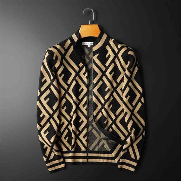 autumn and winter men's knitted cardigan european station fashion brand personality zipper sweater coat, Black;brown
autumn and winter men's knitted cardigan european station fashion brand personality zipper sweater coat, Black;brown