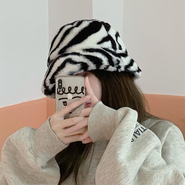 winter hat ladies plush retro fisherman hat fashion zebra pattern thick warm leopard pattern basin, Blue;gray
winter hat ladies plush retro fisherman hat fashion zebra pattern thick warm leopard pattern basin, Blue;gray