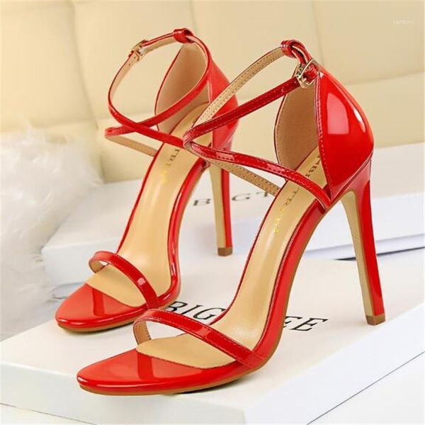 new women's sandals fashionable high-heeled straps light and comfortable casual sandals for women heels women1, Black
new women's sandals fashionable high-heeled straps light and comfortable casual sandals for women heels women1, Black