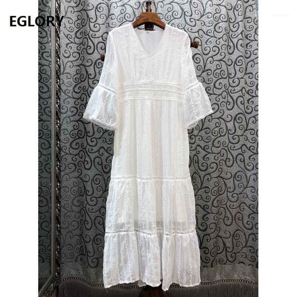 new 2020 summer fashion white long dress women v-neck allover exquisite embroidery flare sleeve casual maxi dress1, Black;gray
new 2020 summer fashion white long dress women v-neck allover exquisite embroidery flare sleeve casual maxi dress1, Black;gray