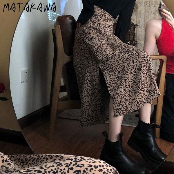 matakawa 2020 autumn leopard print a-line skirt office lady side slits long skirt high waist woman skirts, Black
matakawa 2020 autumn leopard print a-line skirt office lady side slits long skirt high waist woman skirts, Black