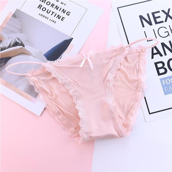 summer new lace seamless breathable ladies low-waist briefs temptation perspective panties, Black;pink
summer new lace seamless breathable ladies low-waist briefs temptation perspective panties, Black;pink