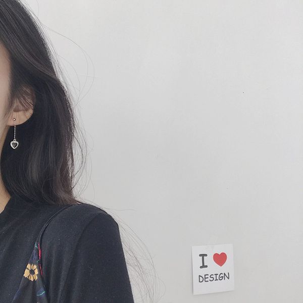 korean s925 sterling silver fashion trend personality black agate girl's heart earrings
korean s925 sterling silver fashion trend personality black agate girl's heart earrings