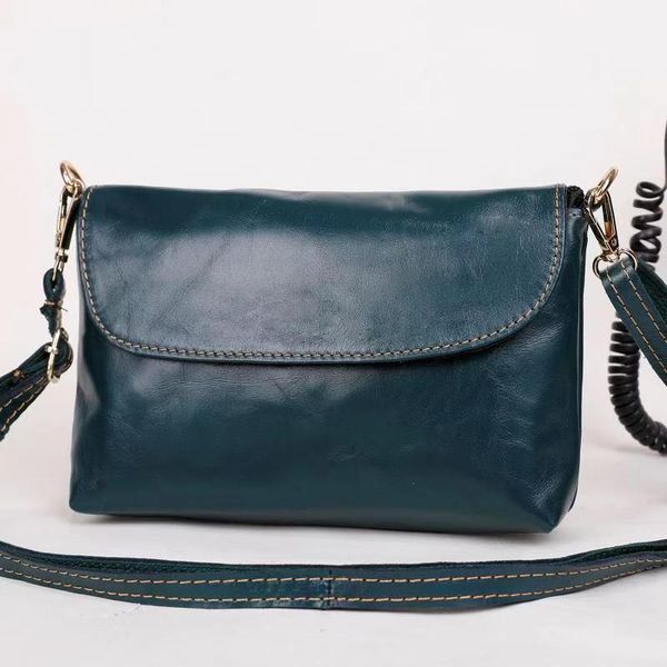new women's bag 2021 fashion wild shoulder diagonal bag exquisite and elegant ladies handbag simple casual women purse
new women's bag 2021 fashion wild shoulder diagonal bag exquisite and elegant ladies handbag simple casual women purse