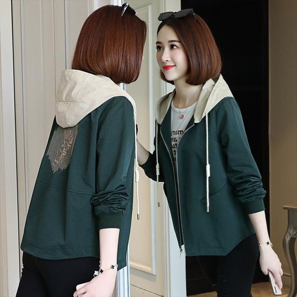spring autumn women trench coat new fashion embroidered hooded short outerwear loose plus size 4xl female windbreaker basic coat, Tan;black
spring autumn women trench coat new fashion embroidered hooded short outerwear loose plus size 4xl female windbreaker basic coat, Tan;black