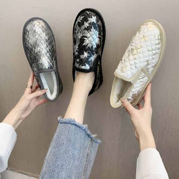 large size cotton shoes women's winter new style warm and anti-ski boots women's flat-heeled bread shoes, Black
large size cotton shoes women's winter new style warm and anti-ski boots women's flat-heeled bread shoes, Black