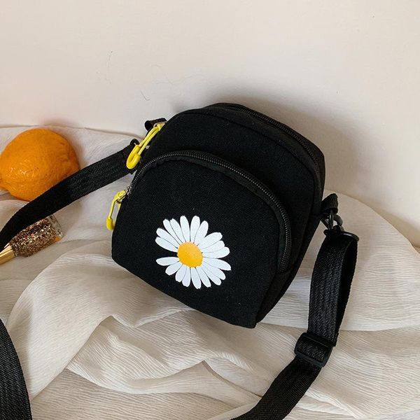 canvas small 2020 spring and summer foreign style small daisy mobile phone bag female mini single shoulder messenger female bag
canvas small 2020 spring and summer foreign style small daisy mobile phone bag female mini single shoulder messenger female bag