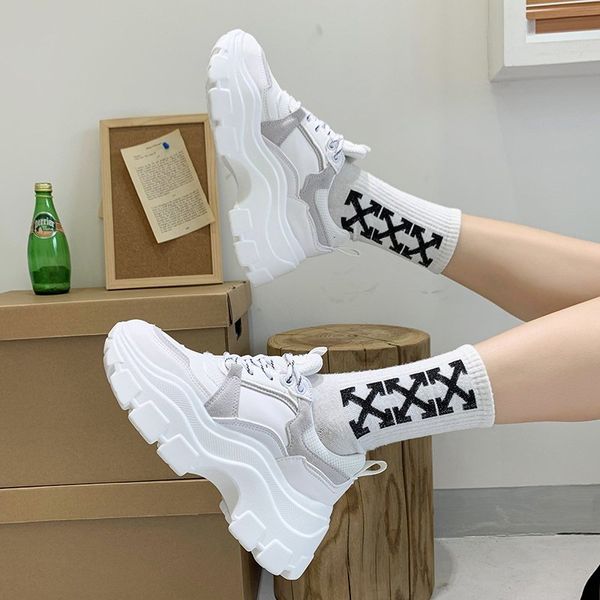 women fashion platform sneakers tenis female chunky casual shoes autumn designers white black vulcanized shoes woman 201109
women fashion platform sneakers tenis female chunky casual shoes autumn designers white black vulcanized shoes woman 201109