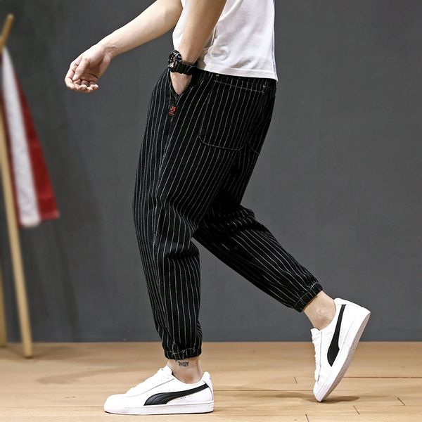 trendy brand new lace-up elastic waist striped tight pants jeans and jeansjeans men's harem pants youth loose plus fat plus size leggin, Blue
trendy brand new lace-up elastic waist striped tight pants jeans and jeansjeans men's harem pants youth loose plus fat plus size leggin, Blue