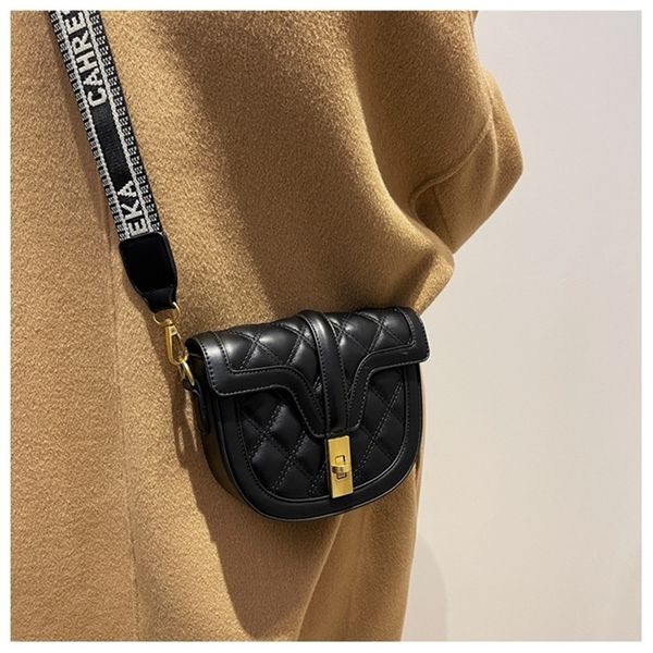 outlet sale 80% off 2022 new fashion trend contrast color saddle bag diamond lattice embroidered thread one shoulder women's handbag 7h
outlet sale 80% off 2022 new fashion trend contrast color saddle bag diamond lattice embroidered thread one shoulder women's handbag 7h