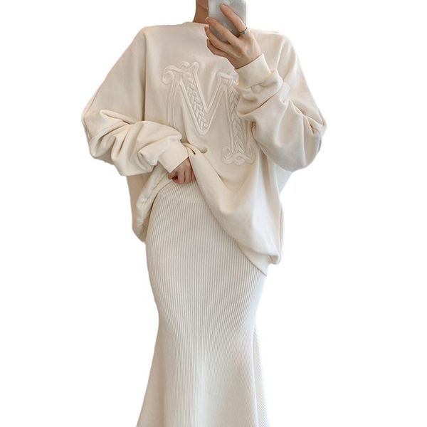 women's hoodies & sweatshirts 2021 autumn winter emroidery sweatshirt women batwing sleeve pullover female white elegant fleece sudader, Black
women's hoodies & sweatshirts 2021 autumn winter emroidery sweatshirt women batwing sleeve pullover female white elegant fleece sudader, Black