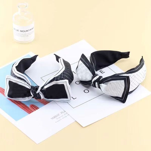 fashion wide edge hairbands c-letter print hairhoop wash face headband classics cloth-art bowknot hair hoop simple grid hair accessories, Silver
fashion wide edge hairbands c-letter print hairhoop wash face headband classics cloth-art bowknot hair hoop simple grid hair accessories, Silver