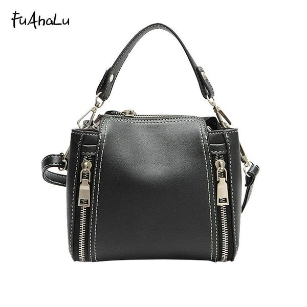 fuahalu new female bag korean messenger small package chain bag bucket thick line shoulder
fuahalu new female bag korean messenger small package chain bag bucket thick line shoulder