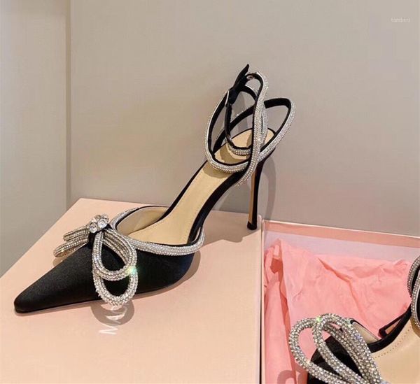 one line sandals high end brand women's shoes rhinestone stiletto high heeled shoes bow pearl sandals fairy style1, Black 
one line sandals high end brand women's shoes rhinestone stiletto high heeled shoes bow pearl sandals fairy style1, Black
