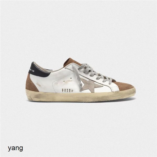 new products in autumn winter: old leather men's and women's casual board shoes, coffee colored cashmere tongue
new products in autumn winter: old leather men's and women's casual board shoes, coffee colored cashmere tongue