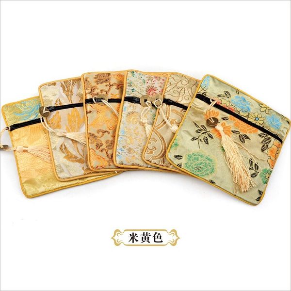 hand carry pouch restoring ancient ways jewelry bag embroidery chinese style zipper square brocade bags factory direct selling 1 4kl p1
hand carry pouch restoring ancient ways jewelry bag embroidery chinese style zipper square brocade bags factory direct selling 1 4kl p1