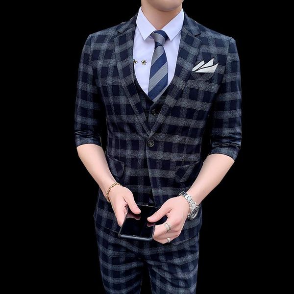 men's suits & blazers 2021 summer half sleeve plaid suit gentleman three piece set blazer coat vest pants jacket trousers waistcoat, White;black
men's suits & blazers 2021 summer half sleeve plaid suit gentleman three piece set blazer coat vest pants jacket trousers waistcoat, White;black