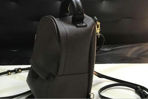 2022 fashion new women's palm springs backpack genuine leather children backpacks women printing leather fashion designer backpack
2022 fashion new women's palm springs backpack genuine leather children backpacks women printing leather fashion designer backpack