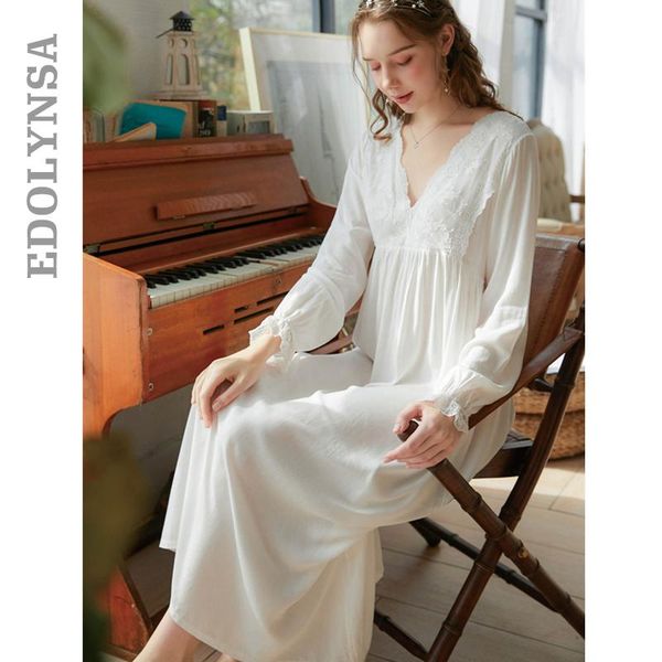 women lace sleepwear bride long nightgowns female sweet princess sleeping home dress lady lace nightdress sleepwear t628, Black;red
women lace sleepwear bride long nightgowns female sweet princess sleeping home dress lady lace nightdress sleepwear t628, Black;red