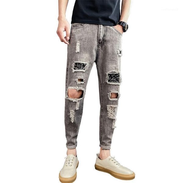 men's jeans erkek jean pantolon spring streetwear hip hop male nine part haren pants hole denim trousers hombre moda 20211, Blue
men's jeans erkek jean pantolon spring streetwear hip hop male nine part haren pants hole denim trousers hombre moda 20211, Blue