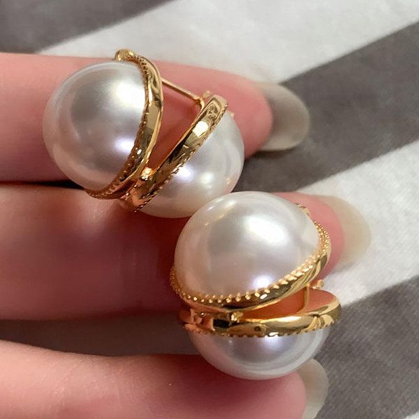 mini earrings for women pearl ear buckles popular jewelry simple french retro golden temperament stainless steel, Golden;silver
mini earrings for women pearl ear buckles popular jewelry simple french retro golden temperament stainless steel, Golden;silver