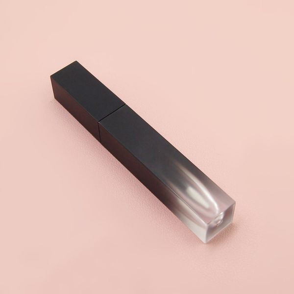 empty gradient black lip gloss tube 5ml lip gloss container makeup oil container plastic tube refillable gloss tube 213 j2
empty gradient black lip gloss tube 5ml lip gloss container makeup oil container plastic tube refillable gloss tube 213 j2