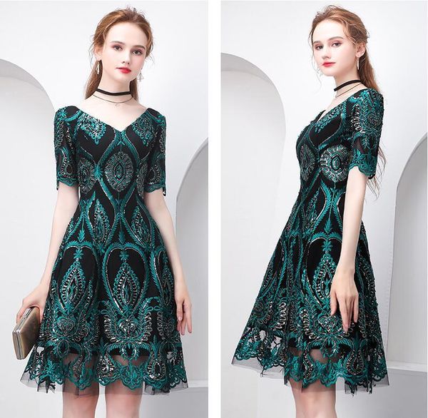beauty emily vintage pattern short evening dress 2020 new year party prom gowns appliques evening dresses vestido para festa1, White;black
beauty emily vintage pattern short evening dress 2020 new year party prom gowns appliques evening dresses vestido para festa1, White;black