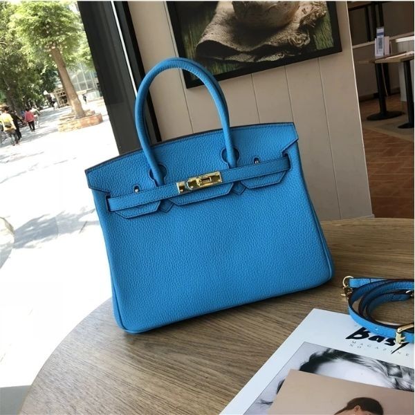 sky blue lychee картина головы слой слой коровьей платины кожаные сумки ярко мягкая кожаная сумка сумка
sky blue lychee картина головы слой слой коровьей платины кожаные сумки ярко мягкая кожаная сумка сумка